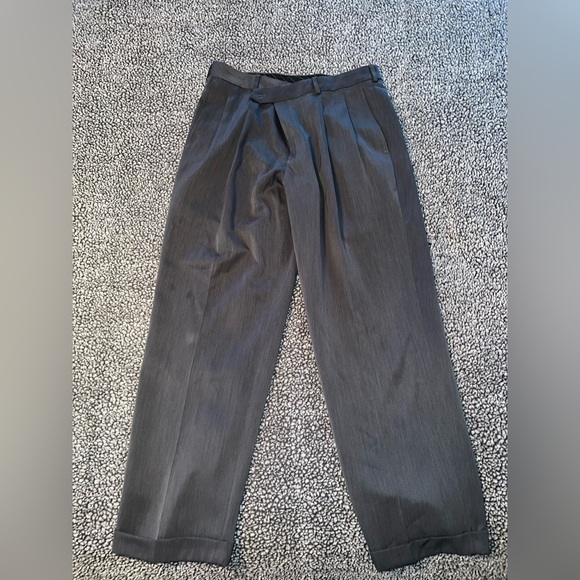 Men’s Stafford Classic Fit Dress Pants - size 36/30 in Charcoal - Picture 3 of 10